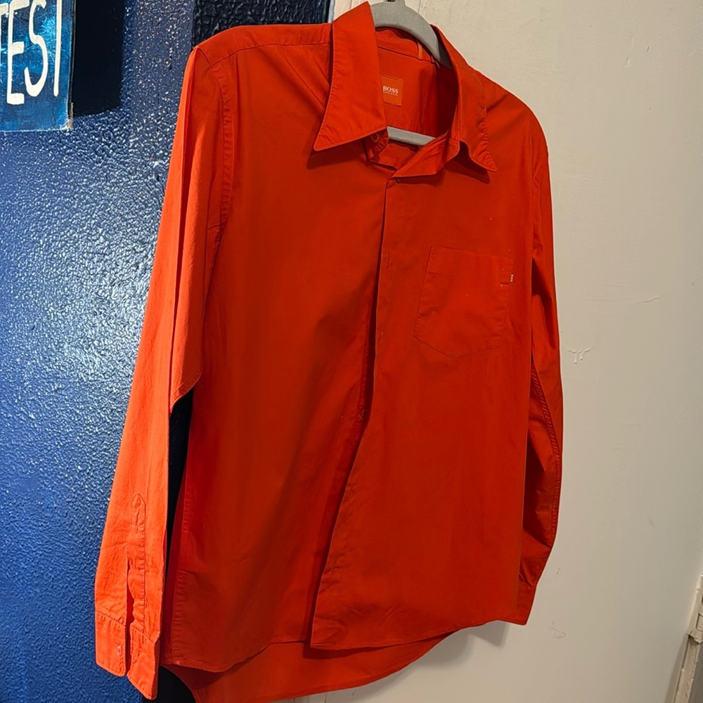 Hugo Boss bright orange size men’s medium button down dress shirt